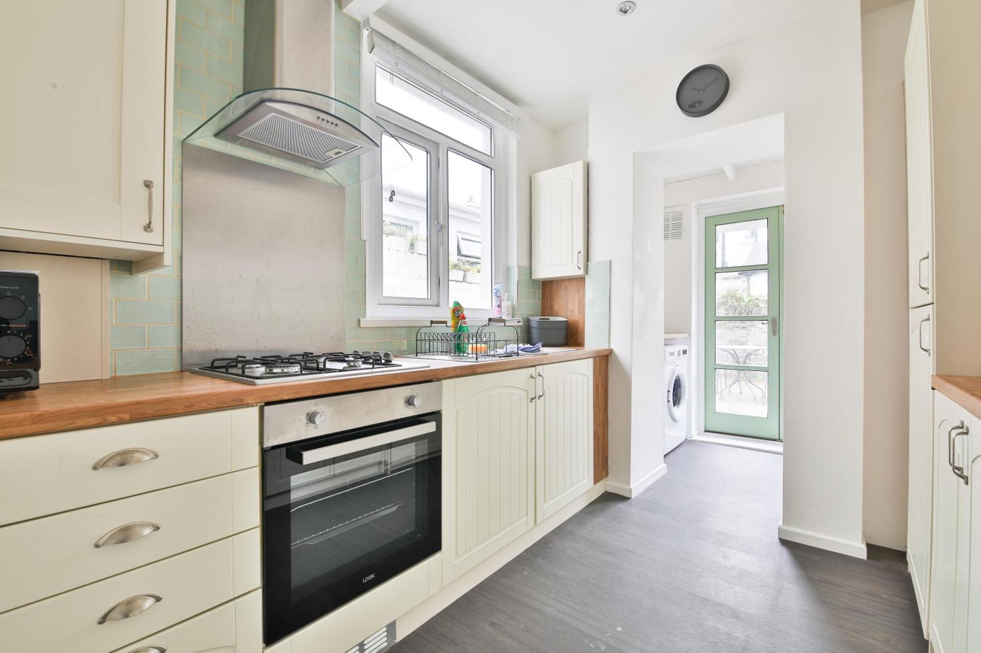 Fresh Bay 2 Bedroom House- 3 Tv's Holiday home