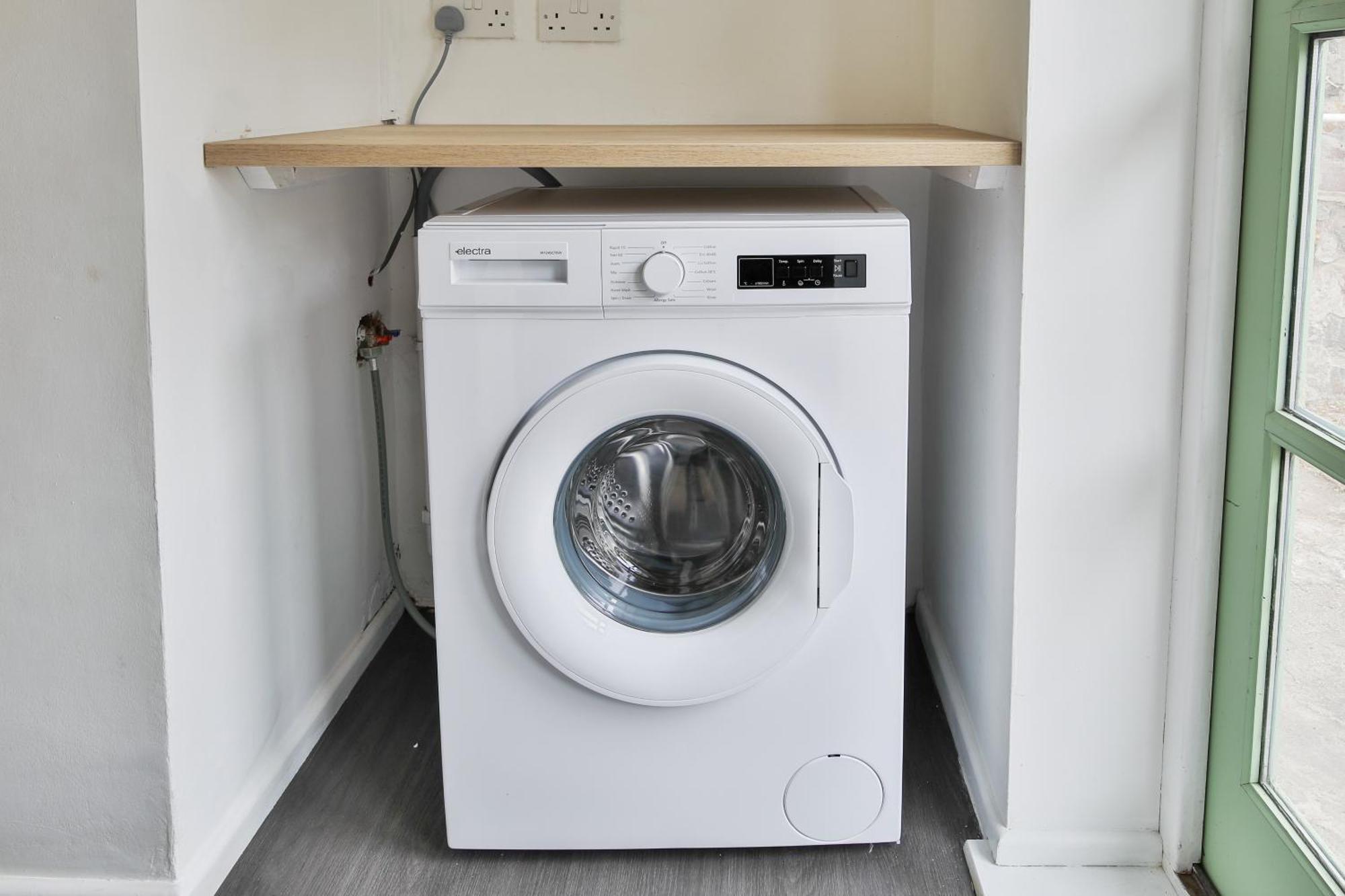 Fresh Bay 2 Bedroom House- 3 Tv's Holiday home Cardiff